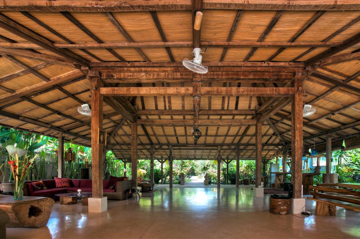 Naya Yoga Retreat Lounge area
